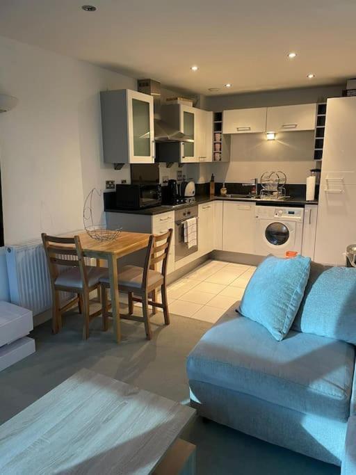 1 Bedroom Apartment Royal Docks London Exterior photo